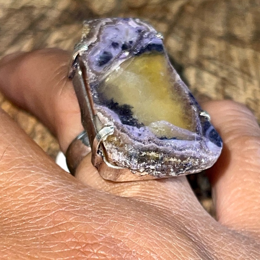 Translucent Purple Fluorite Ring 6 1/4 - Picture 3 of 9